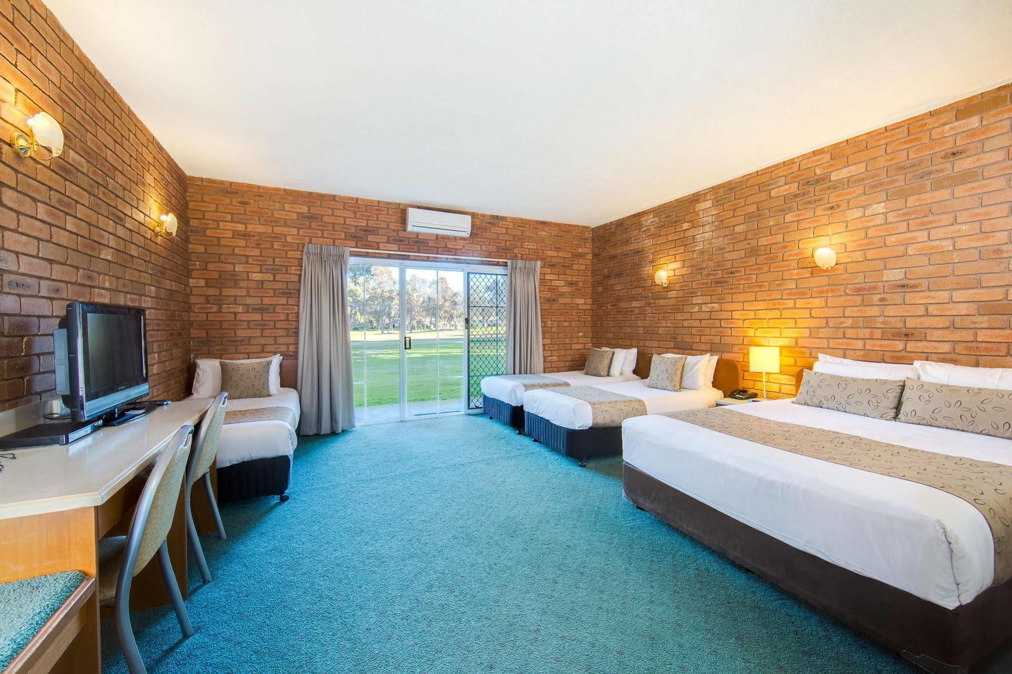 Thurgoona Country Club Resort Buitenkant foto